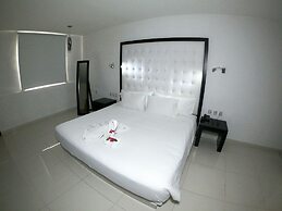 In Fashion Hotel & Spa