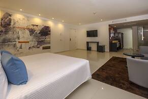 In Fashion Hotel & Spa