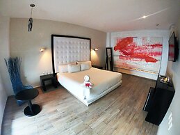 In Fashion Hotel & Spa