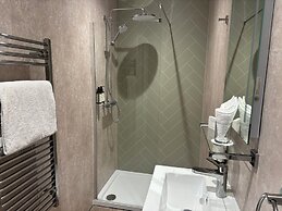 Hatherley Manor Hotel & Spa