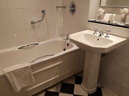 Hatherley Manor Hotel & Spa