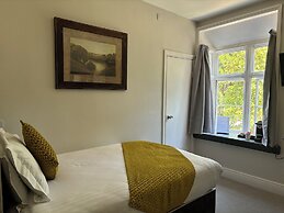 Hatherley Manor Hotel & Spa