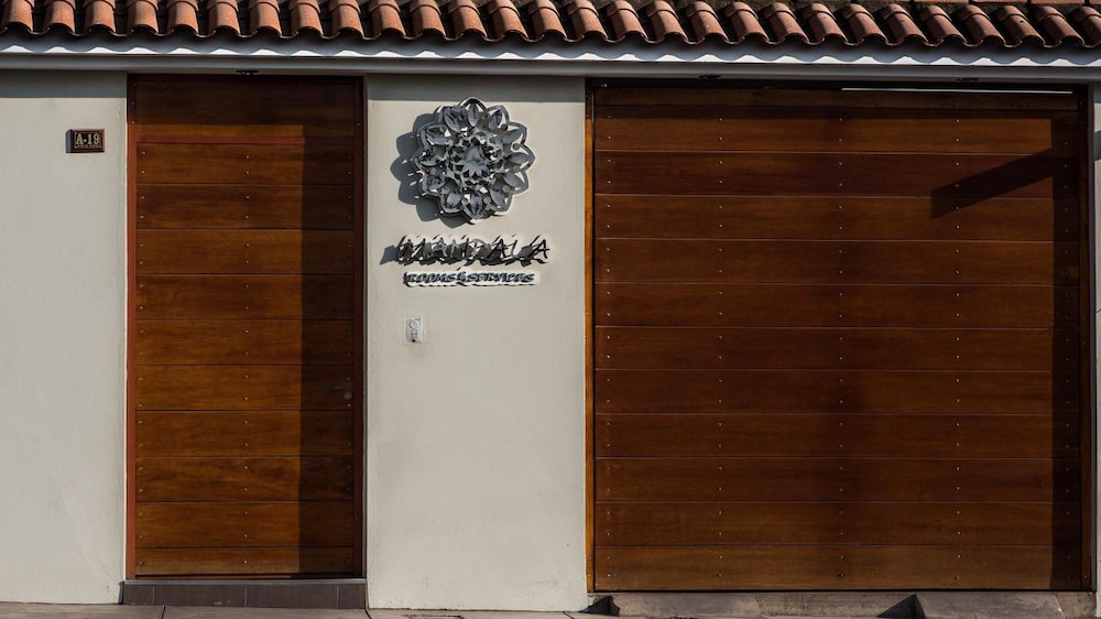 Mandala Rooms & Services Hospedaje
