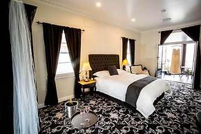 The Commercial Boutique Hotel