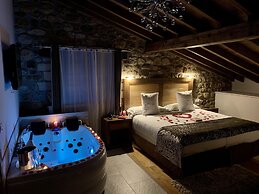 Akla Hotel Suites Valles Pasiegos