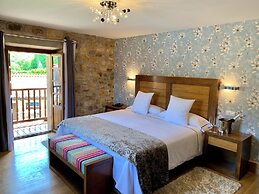 Akla Hotel Suites Valles Pasiegos