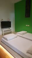 So Art Guesthouse & Hostel