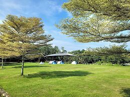 White Knot Khao Yai