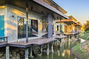 White Knot Khao Yai