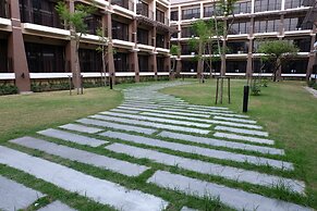 Summer Tree Hotel