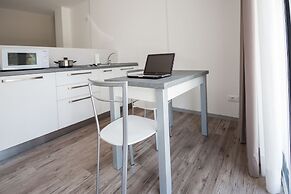 HOMIQUO - Royal Suite Como Lake