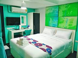 S30 Sukhumvit Hotel