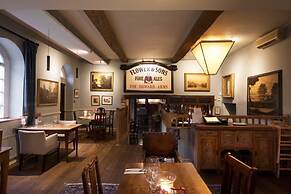 The Howard Arms