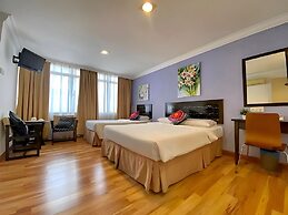 Royal Queenspark Hotel