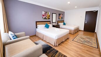 Royal Queenspark Hotel