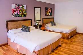 Royal Queenspark Hotel