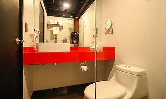 Hotel Black