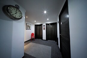 Hotel Black