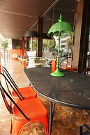 Hotel Black