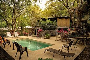 Casa Pura Vida Surf Hostel