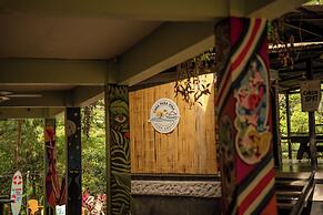 Casa Pura Vida Surf Hostel