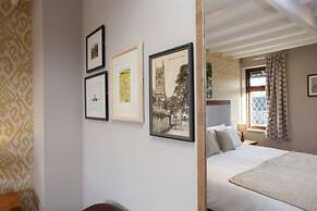 Woodborough Inn