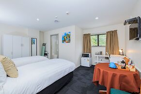 Greenlane Motel