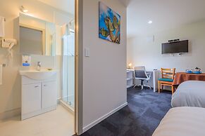 Greenlane Motel