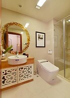 Royal River Apartment