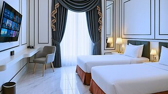 The Grantage Hotel & Sky Lounge