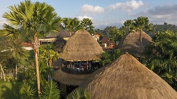 Honai Resort