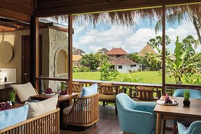 Honai Resort