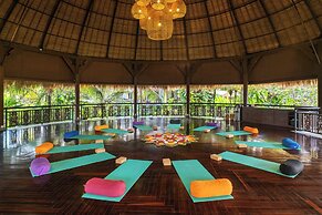 Honai Resort