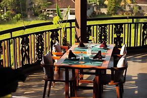 Honai Resort