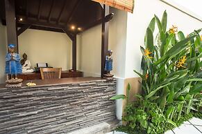 Solo Villas and Retreat