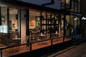 Wealth Boutique Hotel