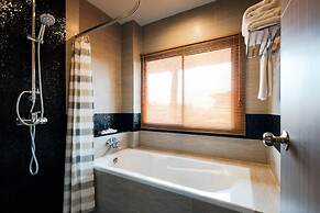 Wealth Boutique Hotel