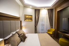 Bonne Sante Hotel