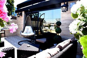 Bonne Sante Hotel
