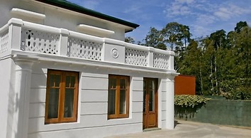 The Golf Green Hotel