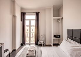 Floor 6 Boutique Rooms by DOT Suites