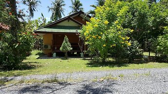 Happy Resort