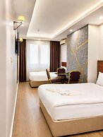 Hotel Real Life