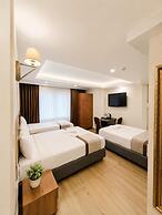 Hotel Real Life