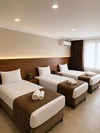 Hotel Real Life