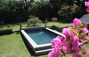 Die Waenhuis Guest House