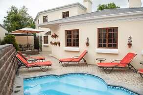 Blaauwheim Guest House
