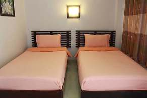 Pornkasem House