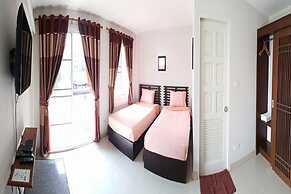 Pornkasem House