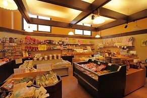 Wan Wan Paradise Takayama